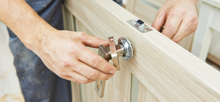 interior door repair El Rio