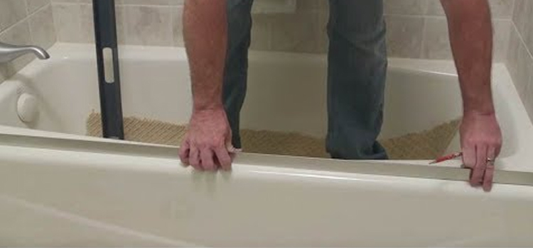 Sliding Shower Door Repair in El Rio